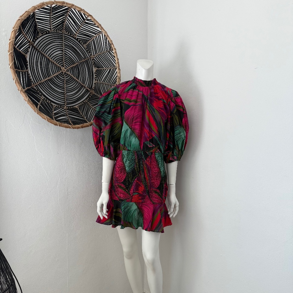 FARM Rio Multicolor Leaf Print Dress